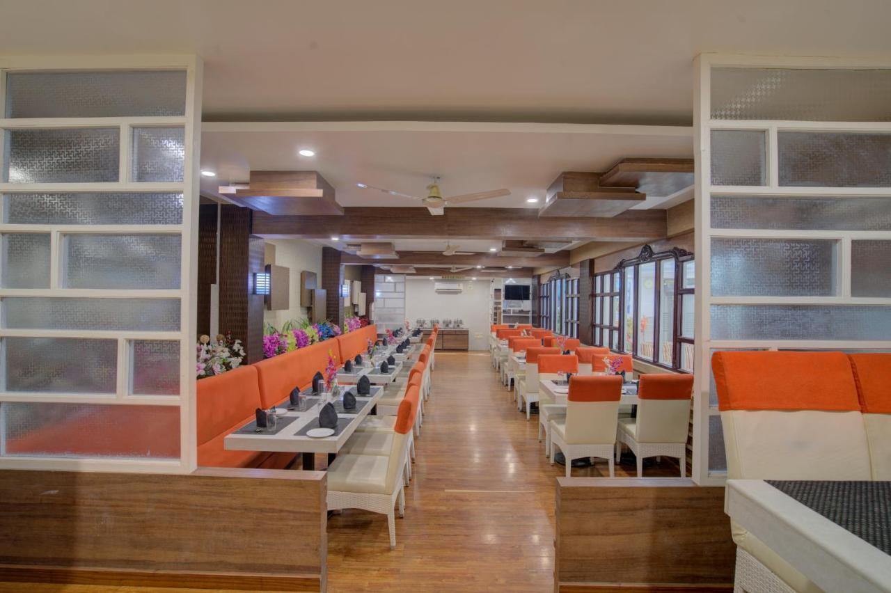 דאוגהאר Hotel Mahadev Palace מראה חיצוני תמונה