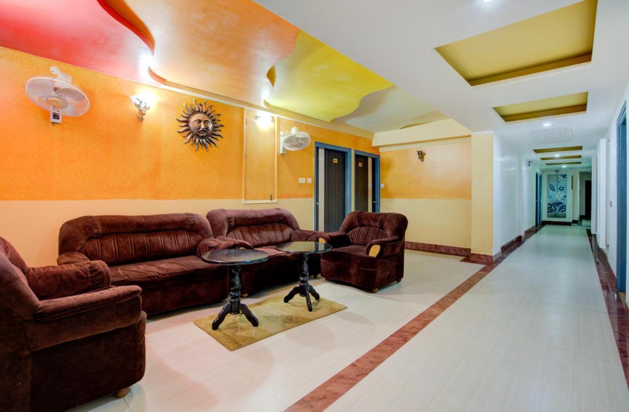 דאוגהאר Hotel Mahadev Palace מראה חיצוני תמונה